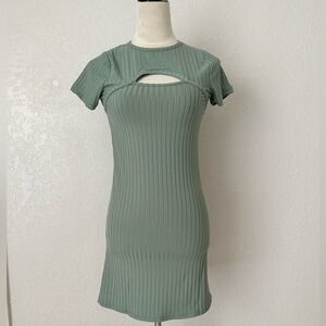 Poof New York junior’s dress